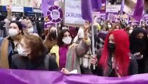 Ankara'da yüzlerce kadın İstanbul Sözleşmesi için sokağa indi