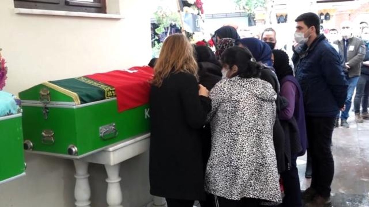 Ormanlık alanda ölü bulunan döviz bürosu çalışanı toprağa verildi