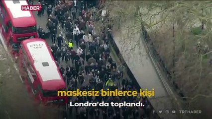 Londra'da binlerce kişi tedbirleri protesto etti