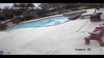Cette fillette sauve sa maman tombée dans une piscine