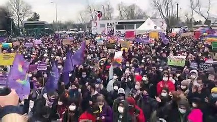 İstanbul Sözleşmesi'nden çekilme kararına tepki: Erkekler şaşırtmadı