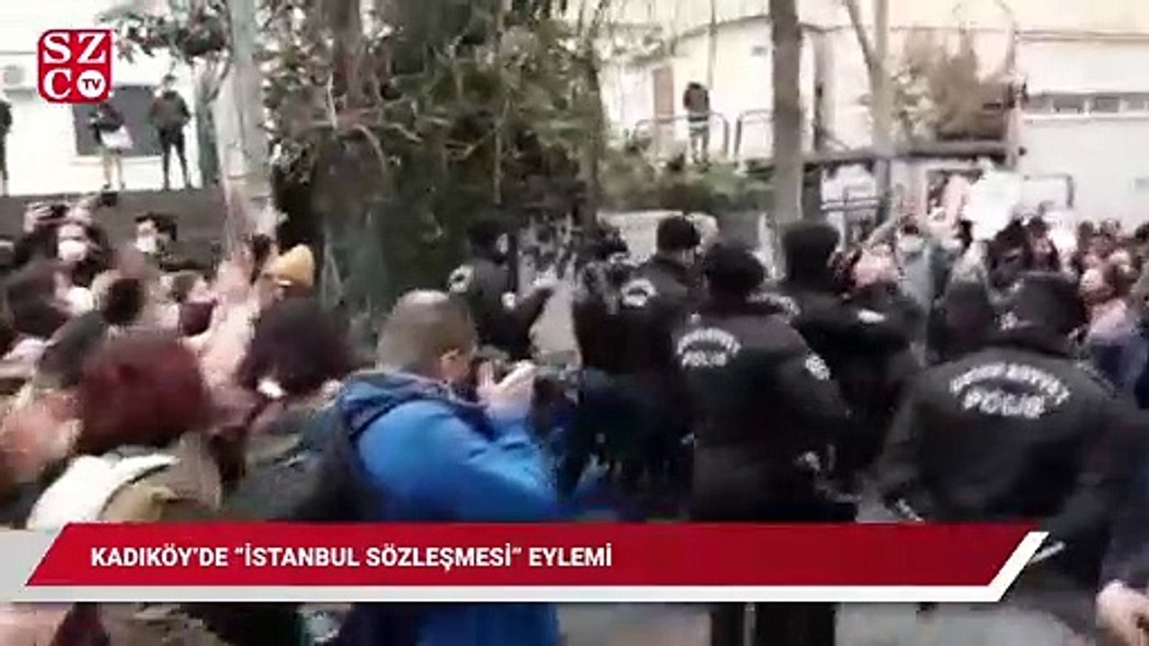 Kadıköy'de "İstanbul Sözleşmesi" eylemi