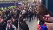 Protestas en Londres contra las restricciones ordenadas con la excusa del virus (1)