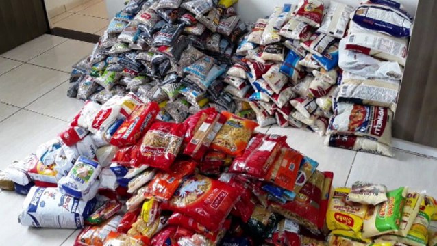 Campanha Dai pão a quem tem fome arrecada alimentos para famílias carentes