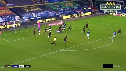 Manchester City bat de justesse Everton et se qualifie pour les demi-finales de la FA Cup (2-0)
