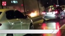 Bakırköy’de araç alev alev yandı