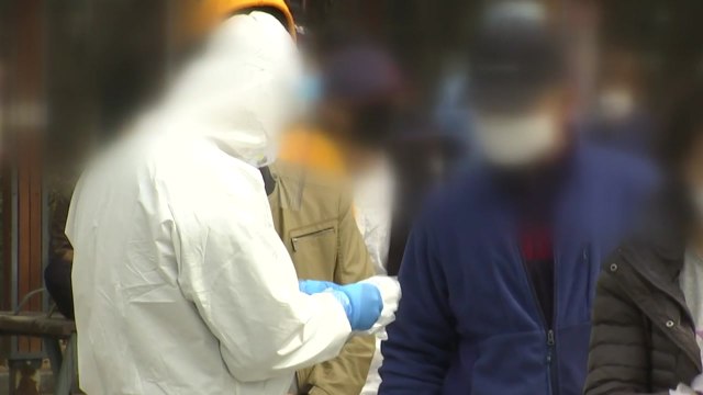 닷새 연속 400명대...직장·병원 '일상 속 감염' 속출 / YTN