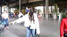 Janhvi Kapoor spotted at airport in Mumbai