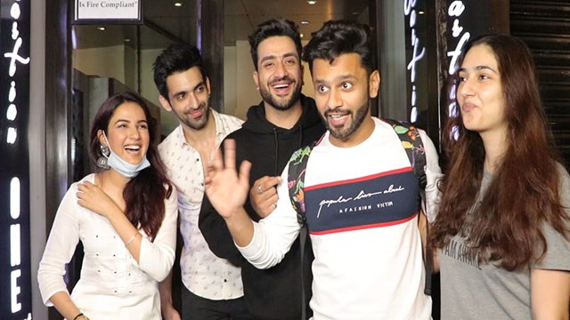 Jasmin Bhasin and Aly Goni talking about Rahul Vaidya Disha Parmar wedding plans | FilmiBeat