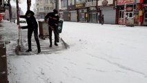 ARDAHAN - Kar etkili oluyor
