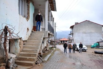 Скачать видео: Simavlı futbolcu babanın oğlu Halil Akbunar, A Milli Takım kadrosunda