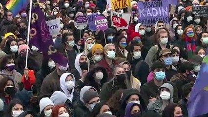 Retrait de la convention d'Istanbul : les femmes turques manifestent contre le président Erdogan