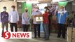 Orang Asli in Bukit Tampoi receive food aid from S’gor state govt
