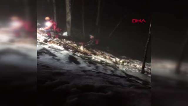 Son dakika haber | TRABZON Trabzon'da otomobil şarampole devrildi 1 ölü, 2 yaralı