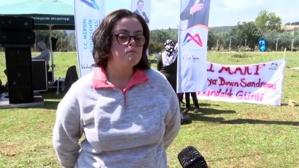 MERSİN - Down sendromlu çocuklar yamaç paraşütüyle gökyüzünün keyfini çıkardı