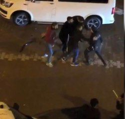 Son dakika... ESENYURT'TA İŞ YERİNİ BASMAYA ÇALIŞAN SALDIRGANLAR KAMERADA