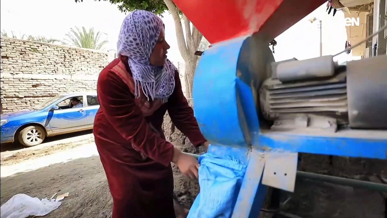 الرئيس السيسي يشهد فيلما تسجيليا بعنوان "نساء التضامن" خلال احتفالية تكريم الأم المثالية