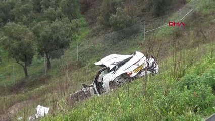 Son dakika haberi | BURSA Yabancı plakalı lüks araç şarampole yuvarlandı; sürücü hayatını kaybetti