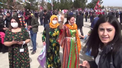 Son dakika haber | ŞANLIURFA Şanlıurfa'da nevruz kutlamasında 3 kişiye gözaltı