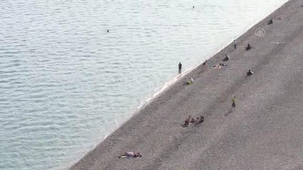 Turizm merkezlerinde sokağa çıkma kısıtlaması nedeniyle sessizlik hakim oldu