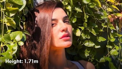 Indian Tv actresses vs Pakistani tv actresses_ beauty battle_ best one