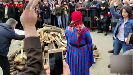 Terör sloganları atan HPD'liler Nevruz kutlamasında yanmaktan son anda kurtuldu