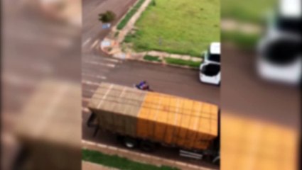 Internauta registra 'racha' entre motociclistas no Jardim Mantovani