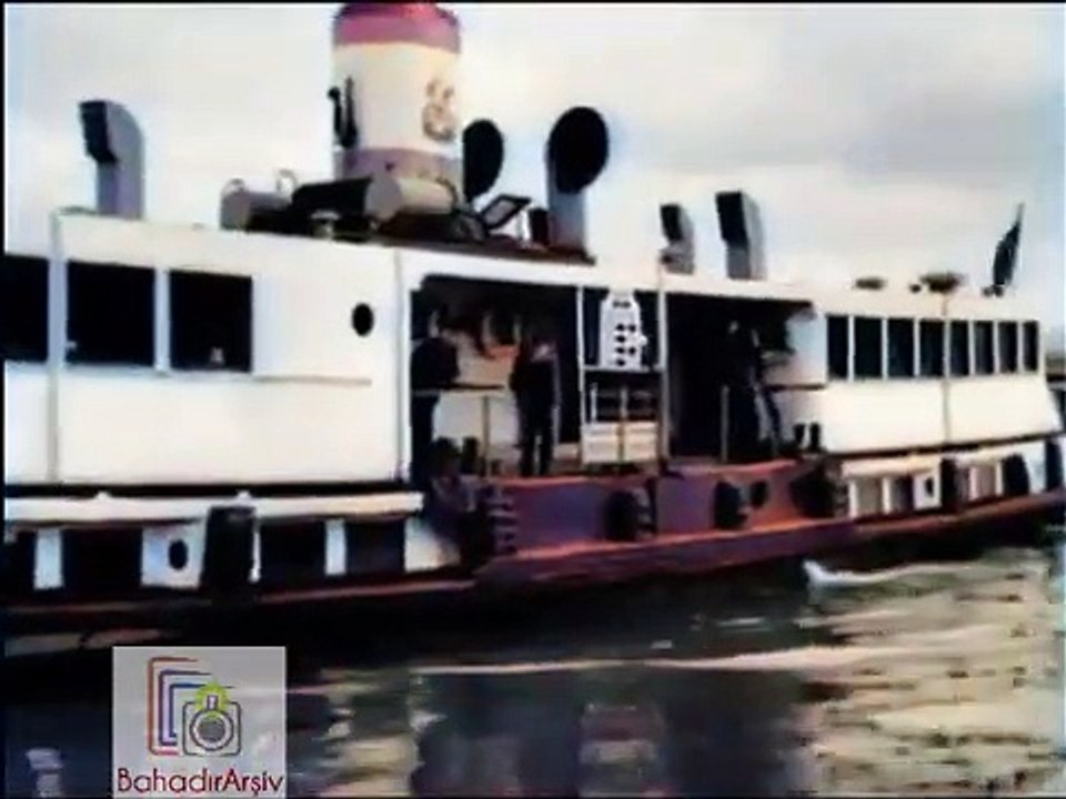 Cibali Karakolu (1966) filminden Eski İstanbul görüntüleri (Renkli) / Old Istanbul clip from the movie "Cibali Karakolu" (1966) (Colorized)