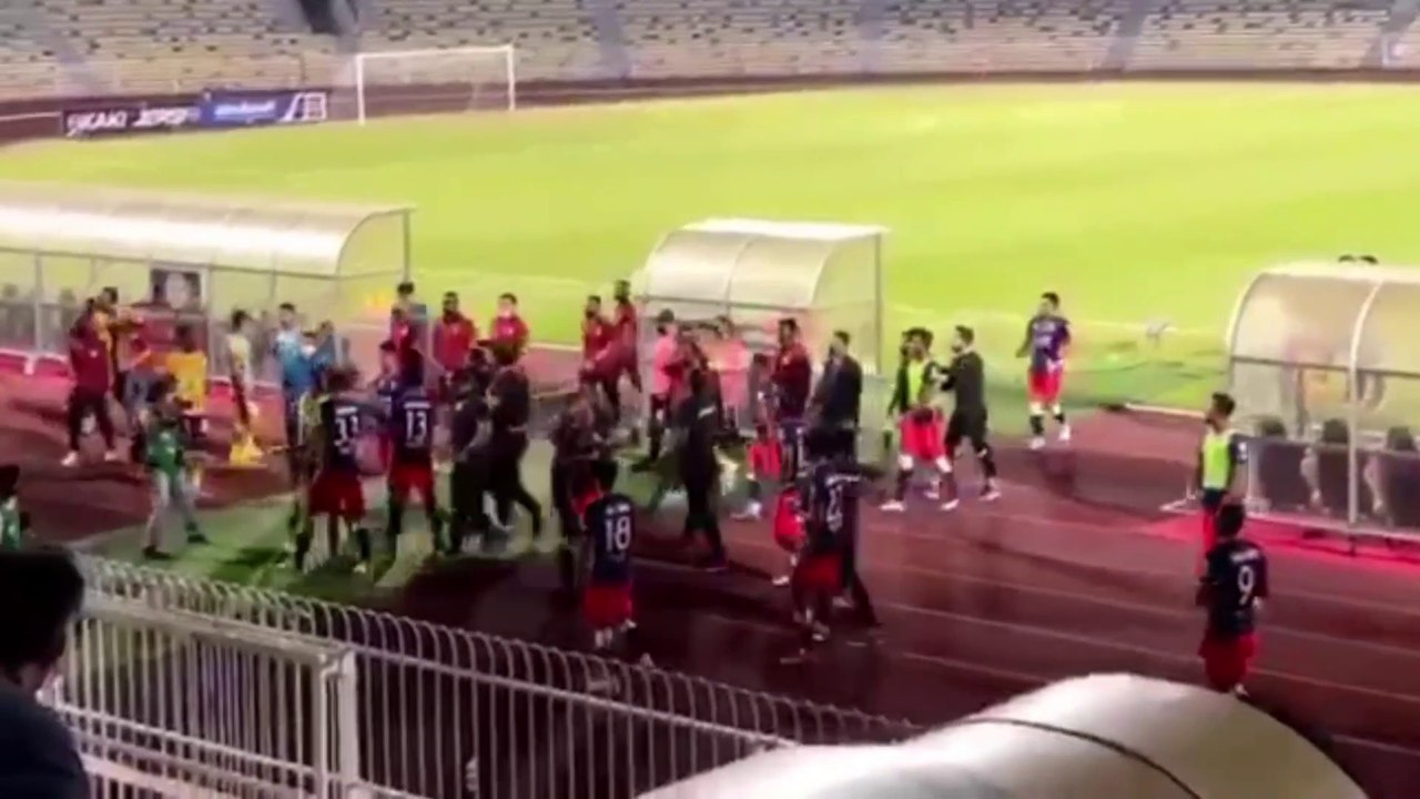 Kekecohan Pemain Hampir Mencetuskan Pergaduhan Antara Perak FC vs JDT -  (21.03.2021)  #LS5