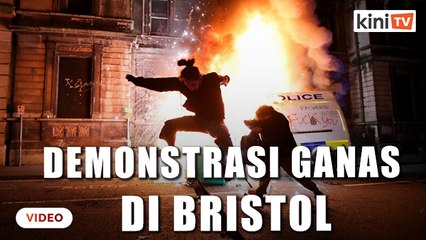 Скачать видео: Polis cedera, kenderaan dibakar dalam tunjuk perasaan di Bristol