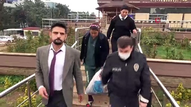 Doğumdan 1 hafta sonra ameliyat kıyafetiyle sokakta bulundu