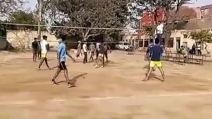 स्वर्गीय लियाकत खां मेमोरियल वार्षिक वॉलीबॉल टूर्नामेंट का हुआ आयोजन