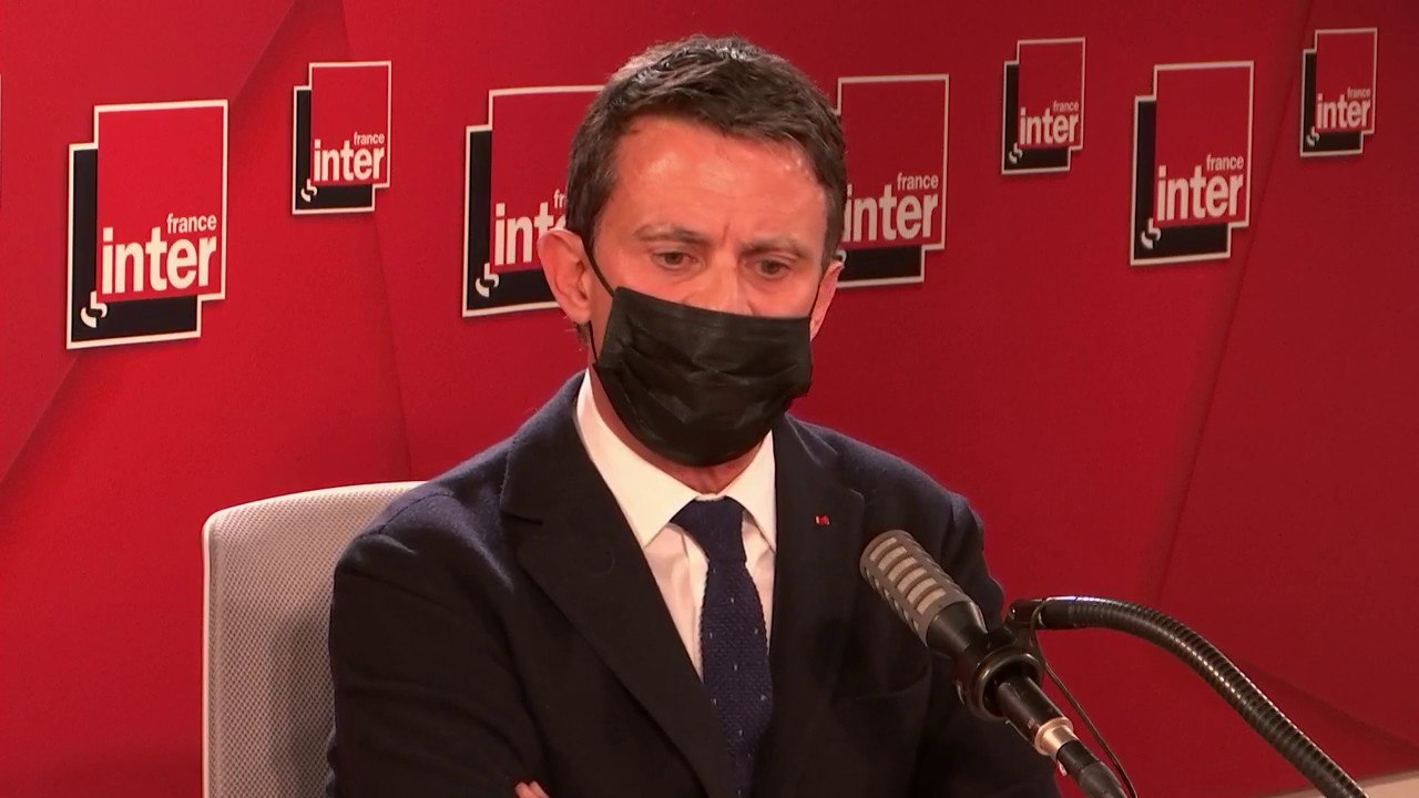 "Cette tenaille identitaire qui vient aussi bien de l'extrême-gauche que de l'extrême-droite a réduit le débat politique" (Manuel Valls)