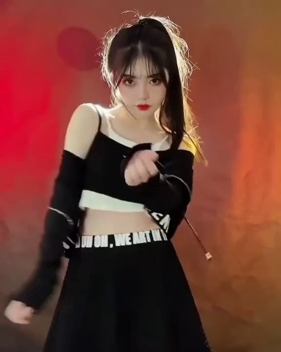 Girl drees changing video
