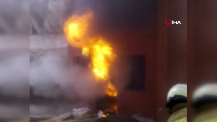 Yalnız yaşayan kadının evi alev alev yandı