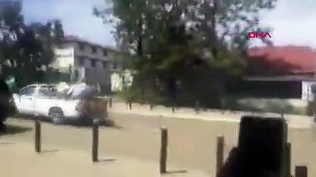 Polis kadını aracın arkasına bağlayıp sürükledi