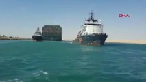 Süveyş Kanalı gemi trafiği yeniden açıldı