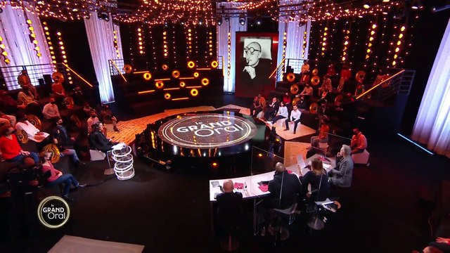 Michèle Bernier lit une lettre adressée à son papa, le professeur Choron