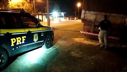 PRF apreende mais de R$ 2,6 milhões em cigarros