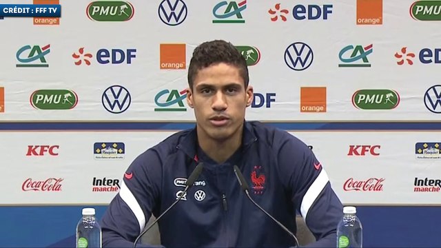 Raphaël Varane compare Zinedine Zidane et Didier Deschamps