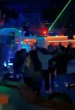 Vergonzosas imágenes en una fiesta de una discoteca de Madrid