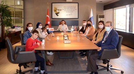 Down sendromlu öğrenciler Başkan Günel ile buluştu
