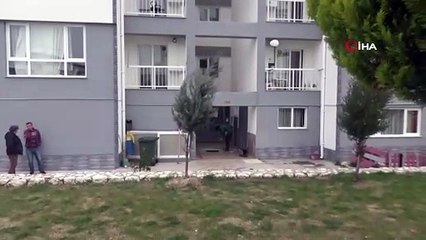 - İzmir’de 6. kattan düşen akademisyen hayatını kaybetti