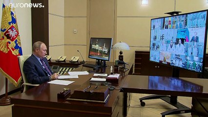 "Мы никому ничего не навязываем": Путин ответил еврокомиссару о необходимости "Спутника V"