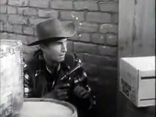 The Roy Rogers Show   Outlaws Girl