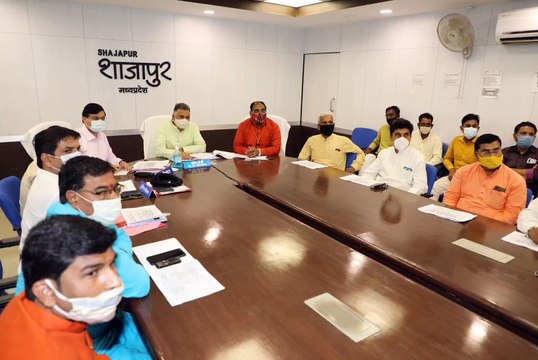 कोरोना की स्थिति पर जिला स्तरीय संकट प्रबंधन समूह ने विचार विमर्श किया