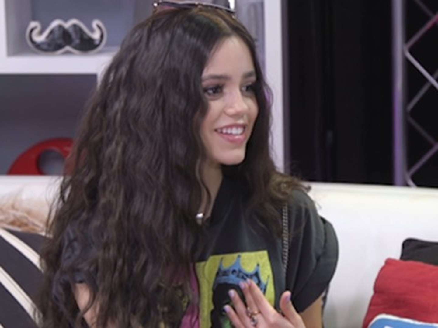 Jenna Ortega Spills YOU Season 2 Set Secrets - video Dailymotion