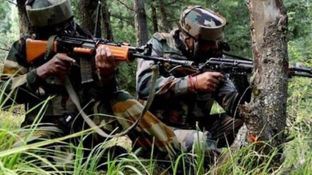 4 terrorists killed in encounter in J&K's Shopian district; Navneet Rana claims Sena MP threatened her; more