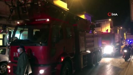 Manavda çıkan yangını görünce gözyaşlarına hakim olamadı