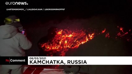 Ключевская сопка: селфи с сосиской на лаве